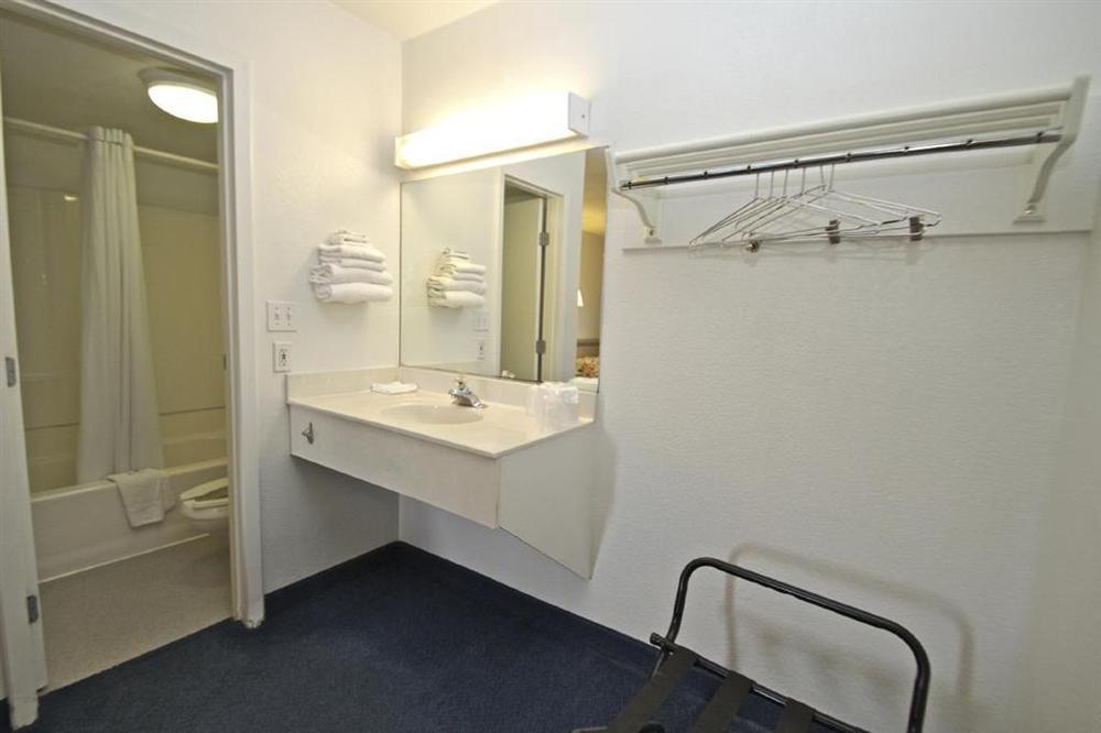 Motel 6-Leominster, Ma Room photo
